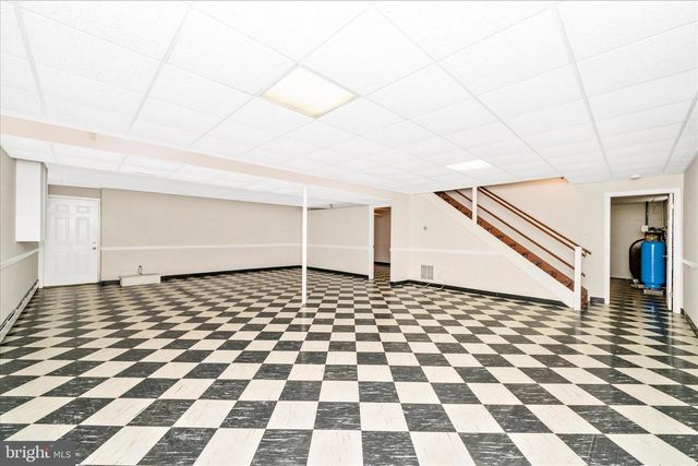 727 WELLER DR, Mount Airy, MD 21771