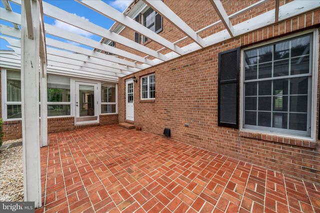727 WELLER DR, Mount Airy, MD 21771