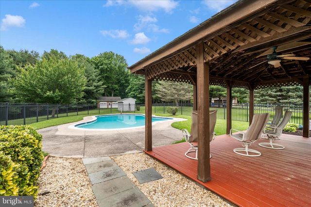 727 WELLER DR, Mount Airy, MD 21771