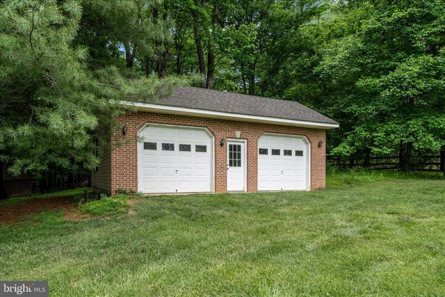 727 WELLER DR, Mount Airy, MD 21771