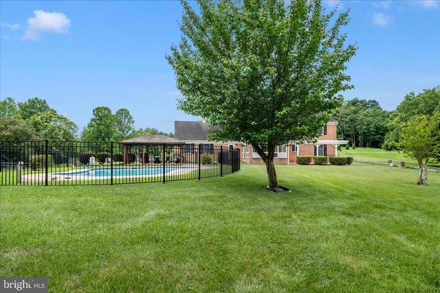 727 WELLER DR, Mount Airy, MD 21771
