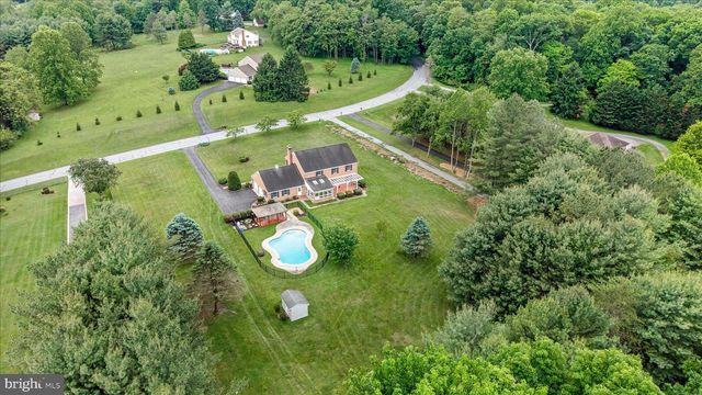 727 WELLER DR, Mount Airy, MD 21771