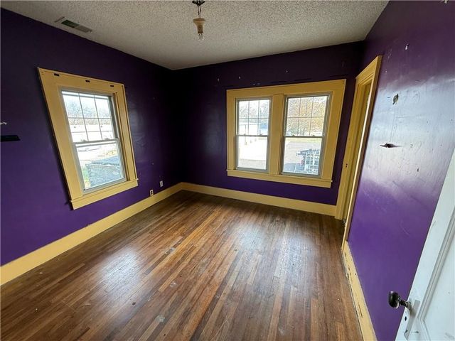 101 S Buttermilk Station Road, East Lynne, MO 64743