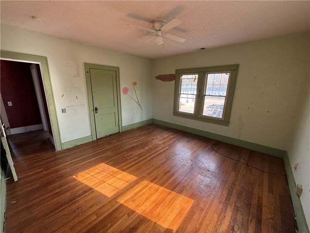 101 S Buttermilk Station Road, East Lynne, MO 64743