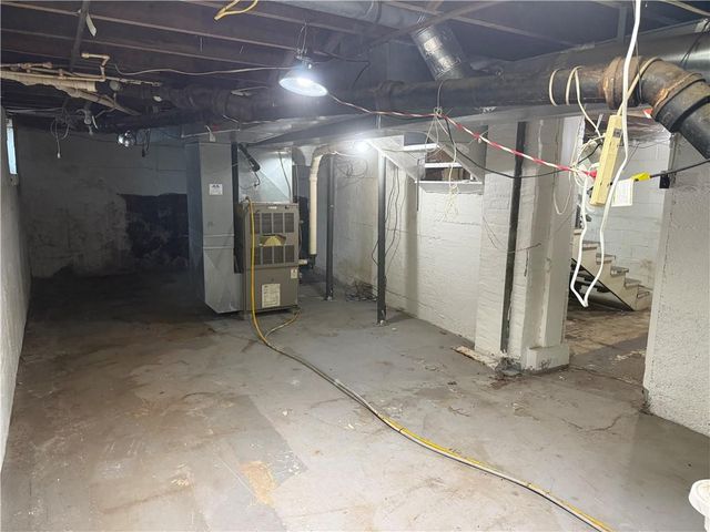 101 S Buttermilk Station Road, East Lynne, MO 64743