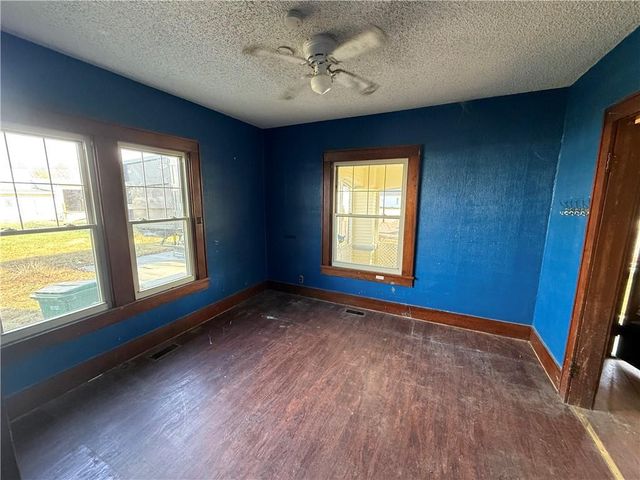 101 S Buttermilk Station Road, East Lynne, MO 64743