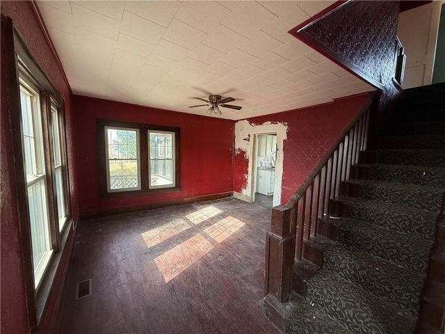 101 S Buttermilk Station Road, East Lynne, MO 64743