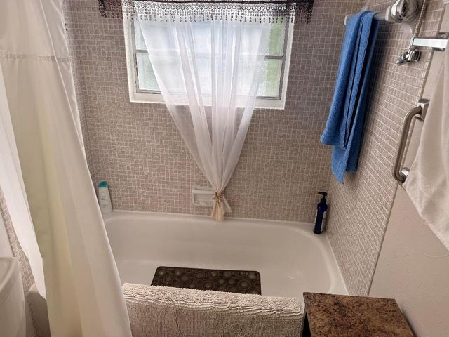 104 Oakridge H, Deerfield Beach, FL 33442