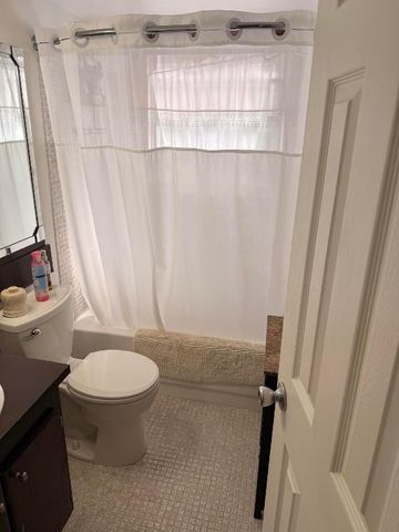 104 Oakridge H, Deerfield Beach, FL 33442