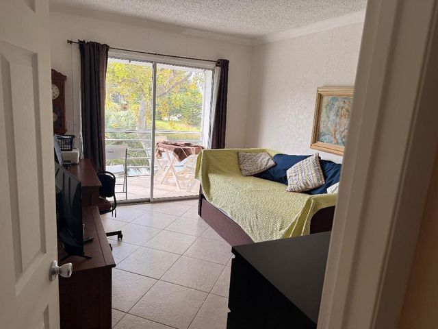 104 Oakridge H, Deerfield Beach, FL 33442