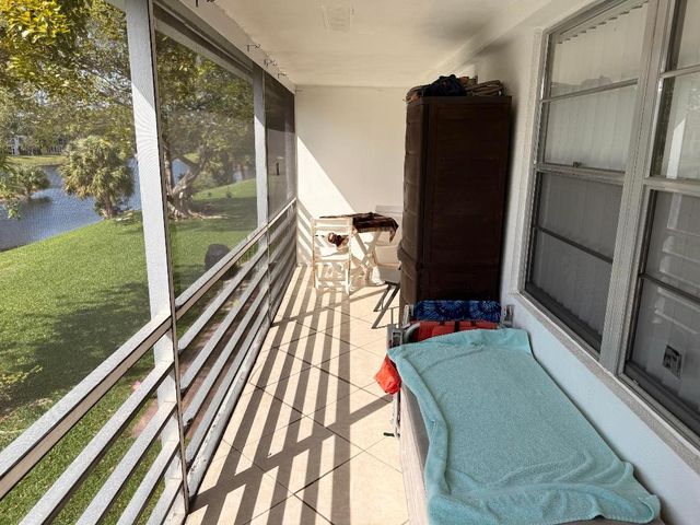 104 Oakridge H, Deerfield Beach, FL 33442