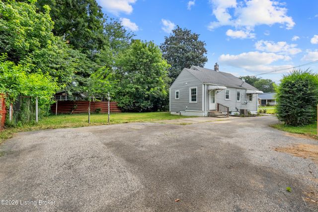 10324 Deering Rd, Louisville, KY 40272