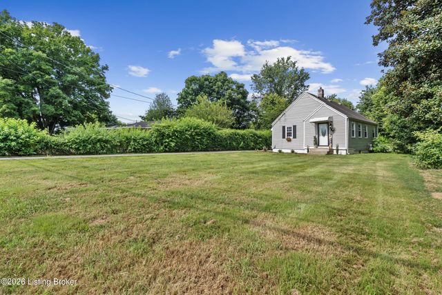 10324 Deering Rd, Louisville, KY 40272