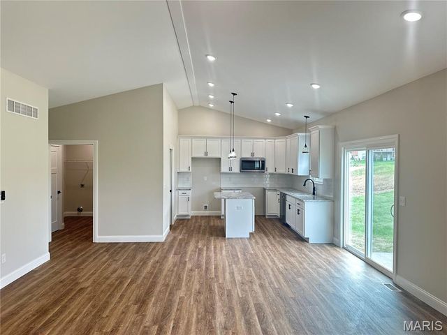 2783 Earth Crest Drive, Washington, MO 63090