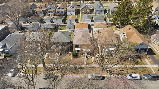 3728 Grove Avenue, Berwyn, IL 60402