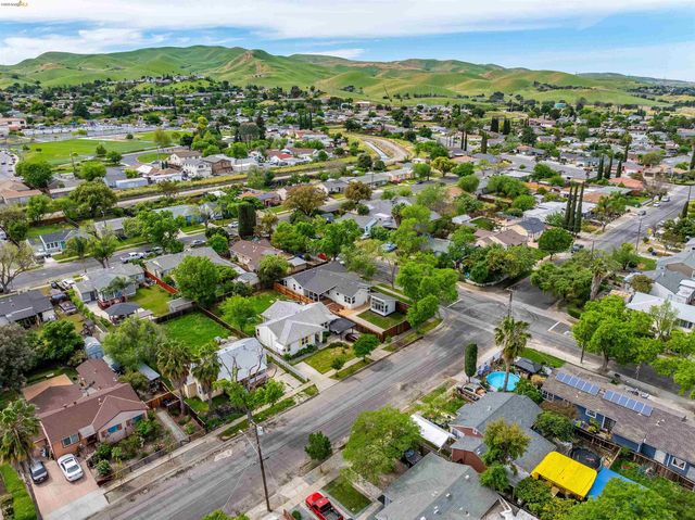 3015 Stevenson St, Pittsburg, CA 94565