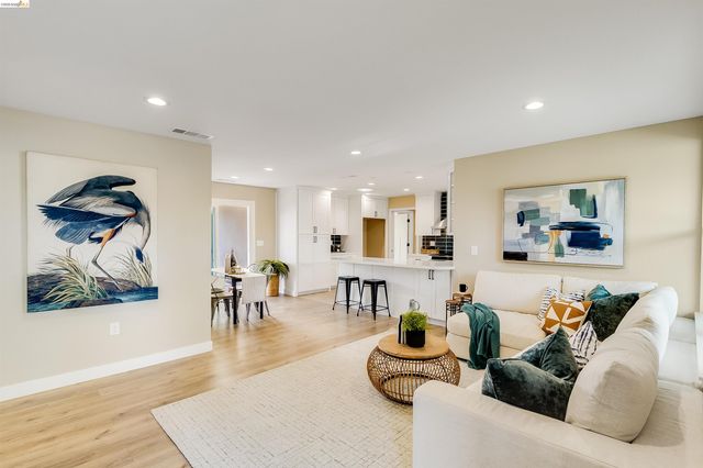 3015 Stevenson St, Pittsburg, CA 94565