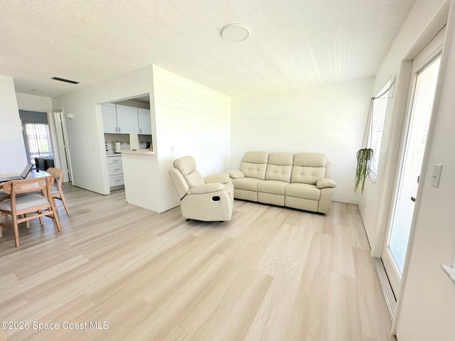 36 Vista Gardens Trail 204, Vero Beach, FL 32962