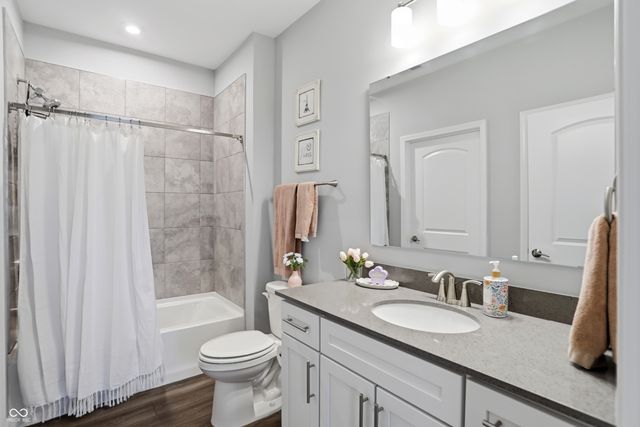 15015 Flying Ebony Trail, Westfield, IN 46074