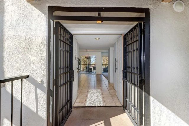 3243 San Amadeo 2F, Laguna Woods, CA 92637