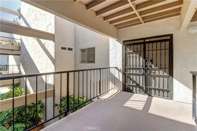 3243 San Amadeo 2F, Laguna Woods, CA 92637