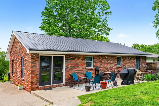 418 Broad Street, Falmouth, KY 41040