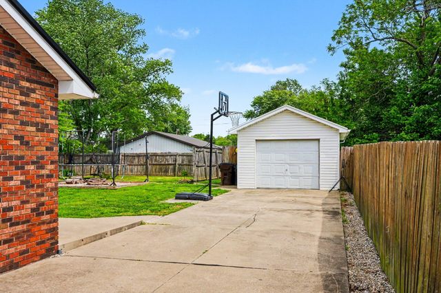 418 Broad Street, Falmouth, KY 41040