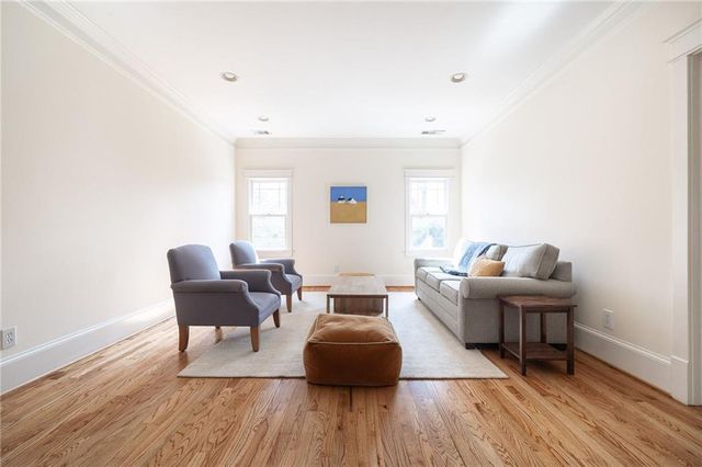 221 Oak Lane, Decatur, GA 30030