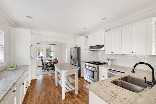 221 Oak Lane, Decatur, GA 30030