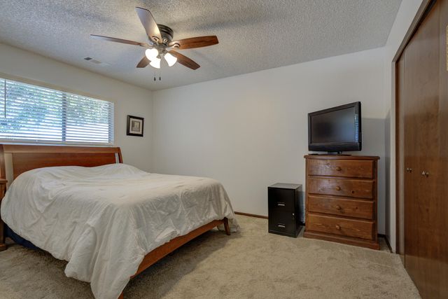 1825 Del Mar Avenue, Redding, CA 96003