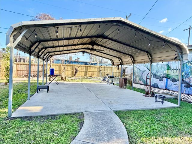 8354 Wier Drive, Houston, TX 77017