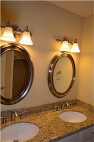 3246 Poe Drive, Montgomery, TX 77356