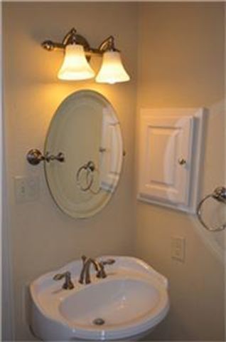 3246 Poe Drive, Montgomery, TX 77356