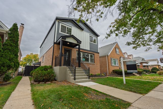 2252 Northgate Avenue, North Riverside, IL 60546