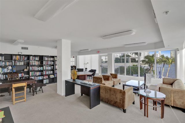 3370 Hidden Bay Dr 1009, Aventura, FL 33180