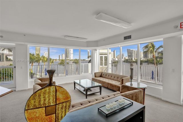 3370 Hidden Bay Dr 1009, Aventura, FL 33180