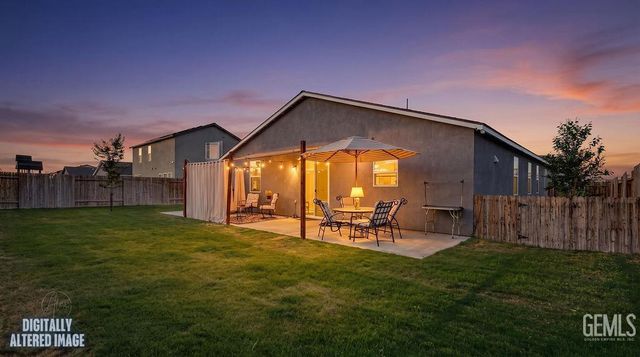 7717 Ridge Forest Drive, Bakersfield, CA 93313