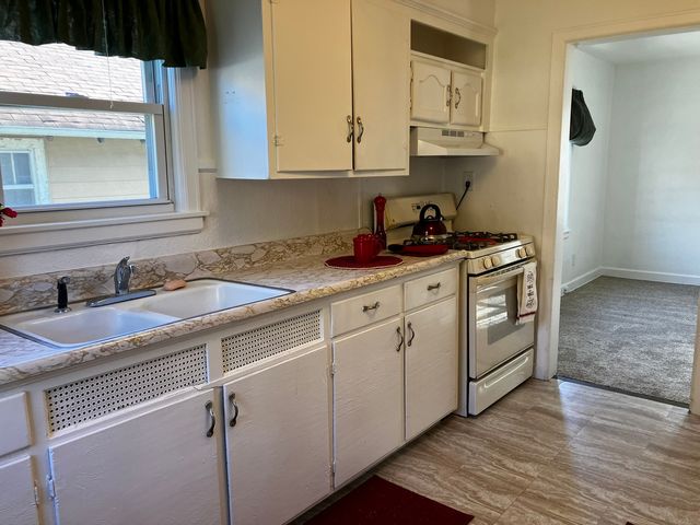 2315 GREEN Street, Rockford, IL 61102