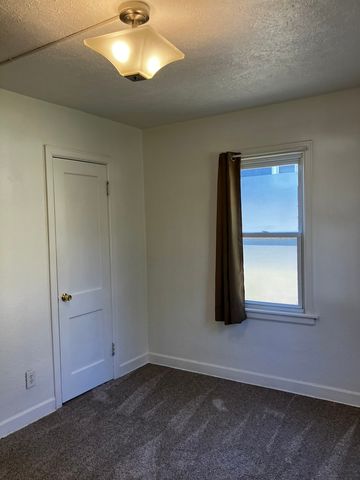 2315 GREEN Street, Rockford, IL 61102