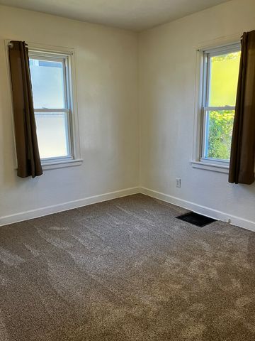 2315 GREEN Street, Rockford, IL 61102