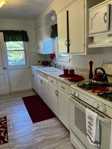 2315 GREEN Street, Rockford, IL 61102