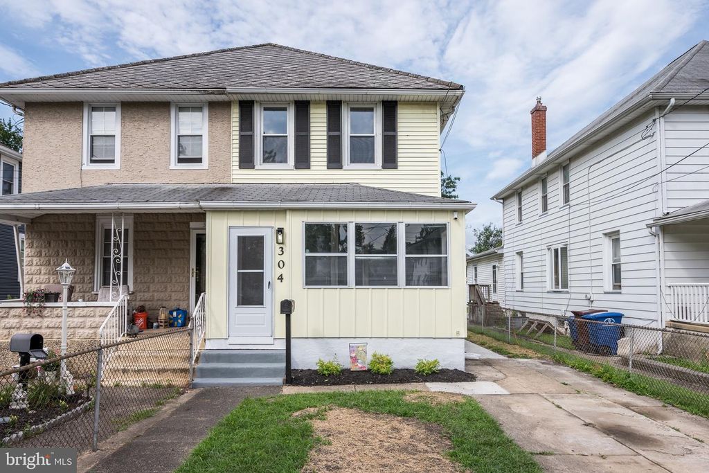 304 CLEVELAND AVE, Riverside, NJ 08075