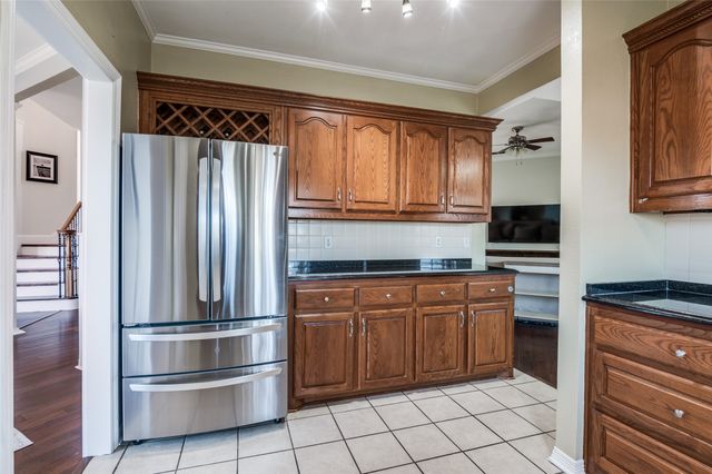 168 Hunters Glen Drive, Waxahachie, TX 75167