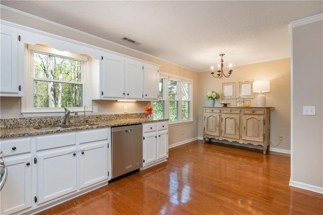 192 Wyndham Lakes Court NW, Dallas, GA 30157