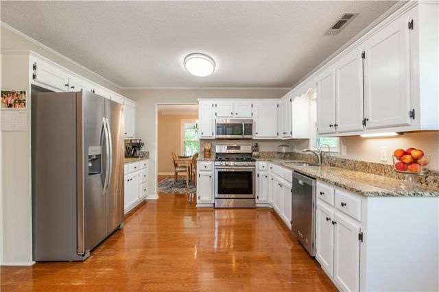 192 Wyndham Lakes Court NW, Dallas, GA 30157