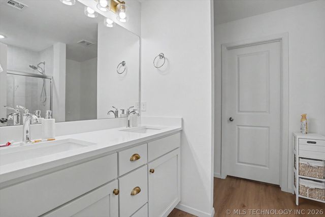 13315 S 72nd East Place, Bixby, OK 74008