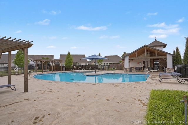 13315 S 72nd East Place, Bixby, OK 74008