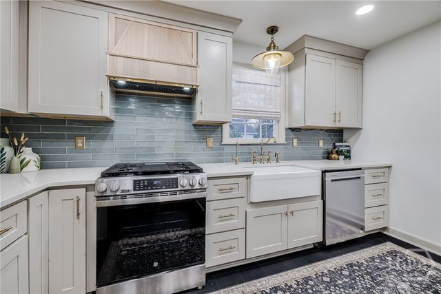 1416 E 53rd Street, Savannah, GA 31404