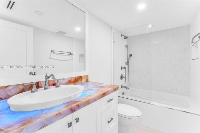 1200 S Ocean Blvd 11H, Boca Raton, FL 33432