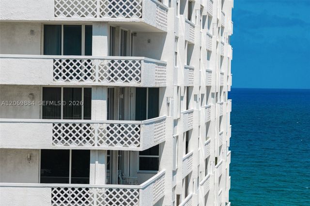 1200 S Ocean Blvd 11H, Boca Raton, FL 33432